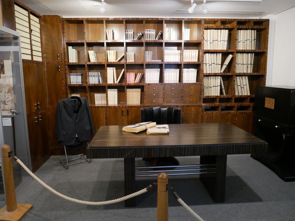 Agatha Christie Gallery